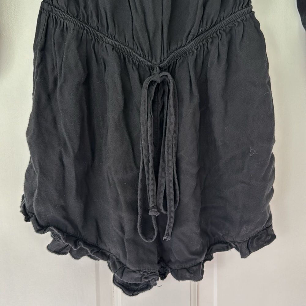 BRANDY MELVILLE JOHN GALT romper black longsleeve one size - Picture 3 of 5